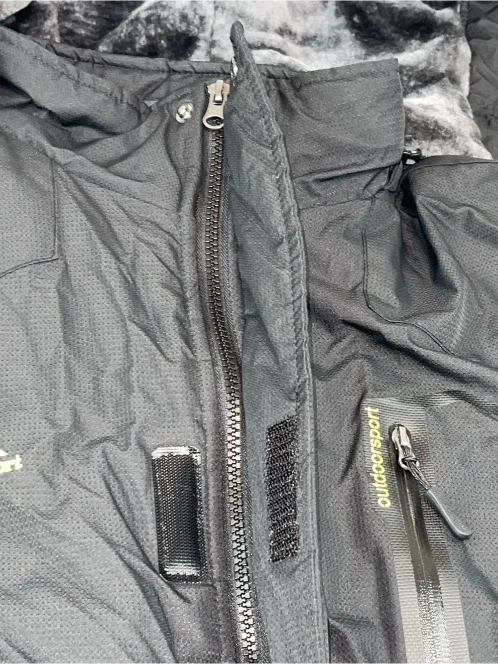 Outdoor Jacket Men's Black Hooded Full Zip Fleece Lined Water-Resistant SizM 186